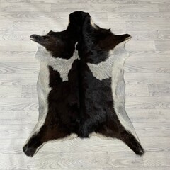 Geitenhuid bruin zwart wit 110x80cm