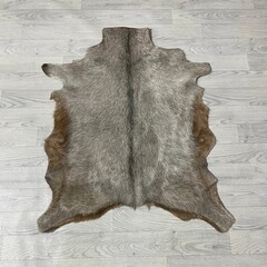 Geitenhuid bruin wit 100x90cm