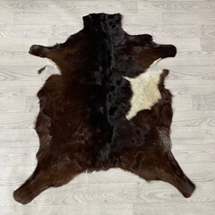 Geitenhuid bruin wit 110x95cm