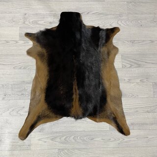 Geitenhuid bruin zwart 75x70cm