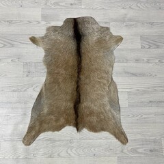 Geitenhuid bruin zwart 80x65cm