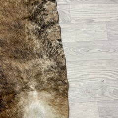 Koeienhuid bruin wit zwart brindle 250x225cm XXL