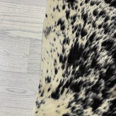 Koeienhuid zwart creme SP 170x150cm S