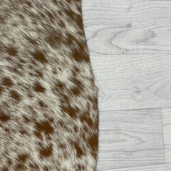 Koeienhuid bruin wit SP 150x155cm XS