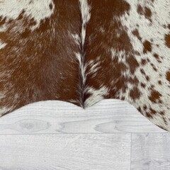 Koeienhuid bruin creme SP 140x140cm XS