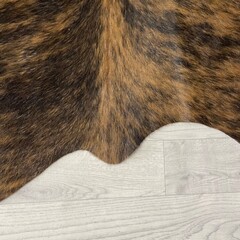 Koeienhuid bruin zwart brindle 175x145cm S