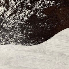 Koeienhuid bruin wit SP 190x165cm M/L