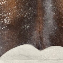 Koeienhuid bruin wit SP 190x165cm M/L