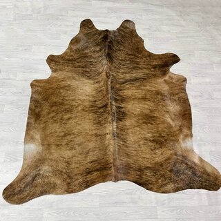 Koeienhuid bruin zwart brindle 220x200cm M/L