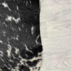 Koeienhuid zwart wit creme SP 205x195cm M/L