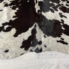 Koeienhuid zwart creme wit SP 210x175cm M/L
