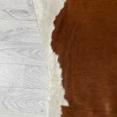 Koeienhuid bruin wit Hereford 205x210cm M/L