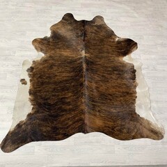 Koeienhuid bruin zwart wit brindle 225x210cm M/L
