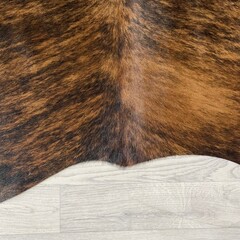 Koeienhuid bruin zwart wit brindle 225x210cm M/L