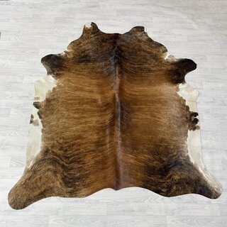 Koeienhuid bruin zwart wit brindle 215x190cm M/L