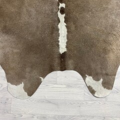 Koeienhuid taupe wit 210x185cm M/L