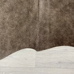 Koeienhuid taupe wit 220x185cm M/L