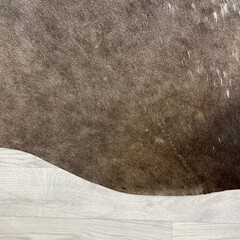 Koeienhuid taupe wit 220x185cm M/L