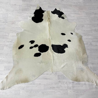 Koeienhuid zwart creme 235x230cm