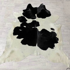 Koeienhuid zwart creme 250x240cm