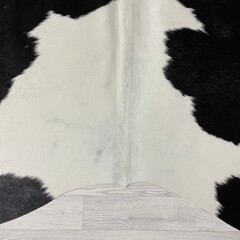 Koeienhuid zwart wit beige 240x235cm