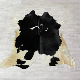 Koeienhuid zwart wit beige 210x210cm