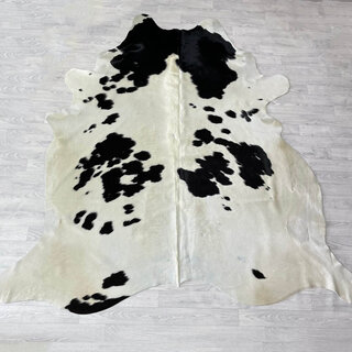 Koeienhuid zwart creme 250x235cm