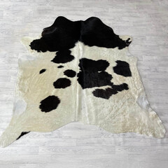 Koeienhuid zwart wit creme 200x220cm