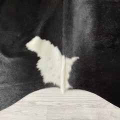 Koeienhuid zwart wit 235x210cm