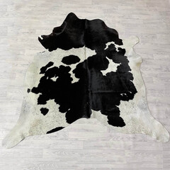 Koeienhuid zwart wit 200x210cm