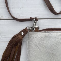 Tas Gemma koeienhuid bruin wit 29x23cm