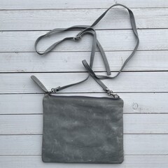 Tas Mickey koeienhuid (Nguni) silver 25x20cm