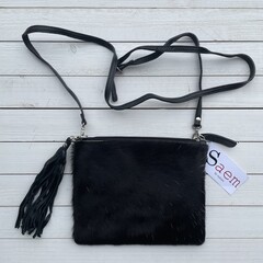 Tas Mickey koeienhuid (Ngubi) zwart 25x20cm