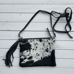 Tas Mickey koeienhuid (Nguni) zwart wit 25x20cm