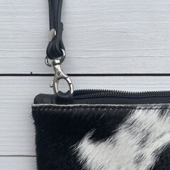 Tas Mickey koeienhuid (Nguni) zwart wit 25x20cm