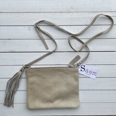 Tas Mickey koeienhuid beige 25x20cm