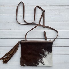 Tas Mickey koeienhuid (Nguni) bruin wit 25x20cm