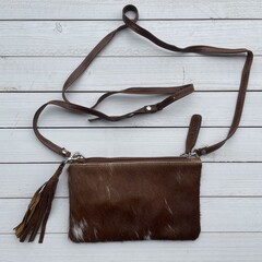Tas Carol Koeienhuid (Nguni) bruin wit 23x15cm