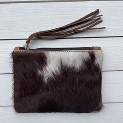 Tas Kim koeienhuid (Nguni) bruin wit 16x12cm