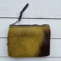 Tasje Issy springbok geel 12x9cm
