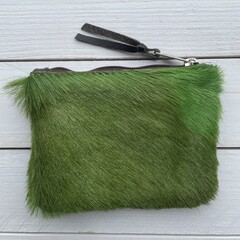 Tasje Issy springbok licht groen 12x9cm