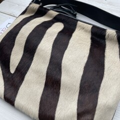 Tas XL koeienhuid (Nguni) zebraprint 35x28cm