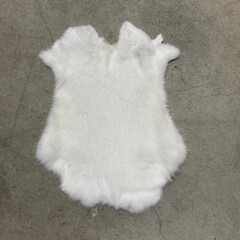 Konijnenvachten wit L45-50 x B30-40cm
