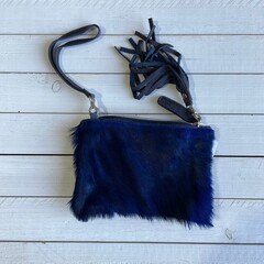 Tas Ann springbok donker blauw 20x14cm
