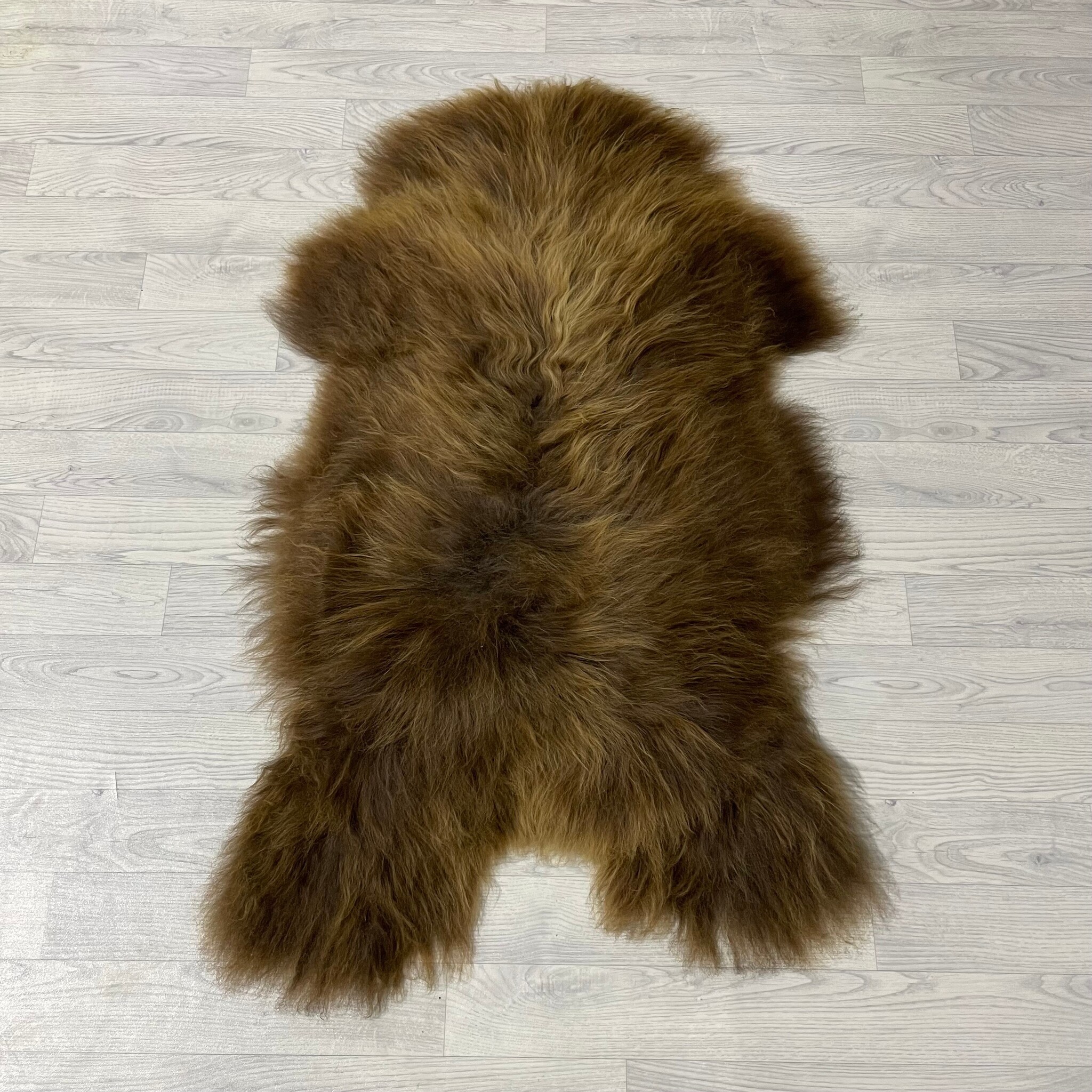 Lederstore IJslander schapenvacht bruin 120x75cm L