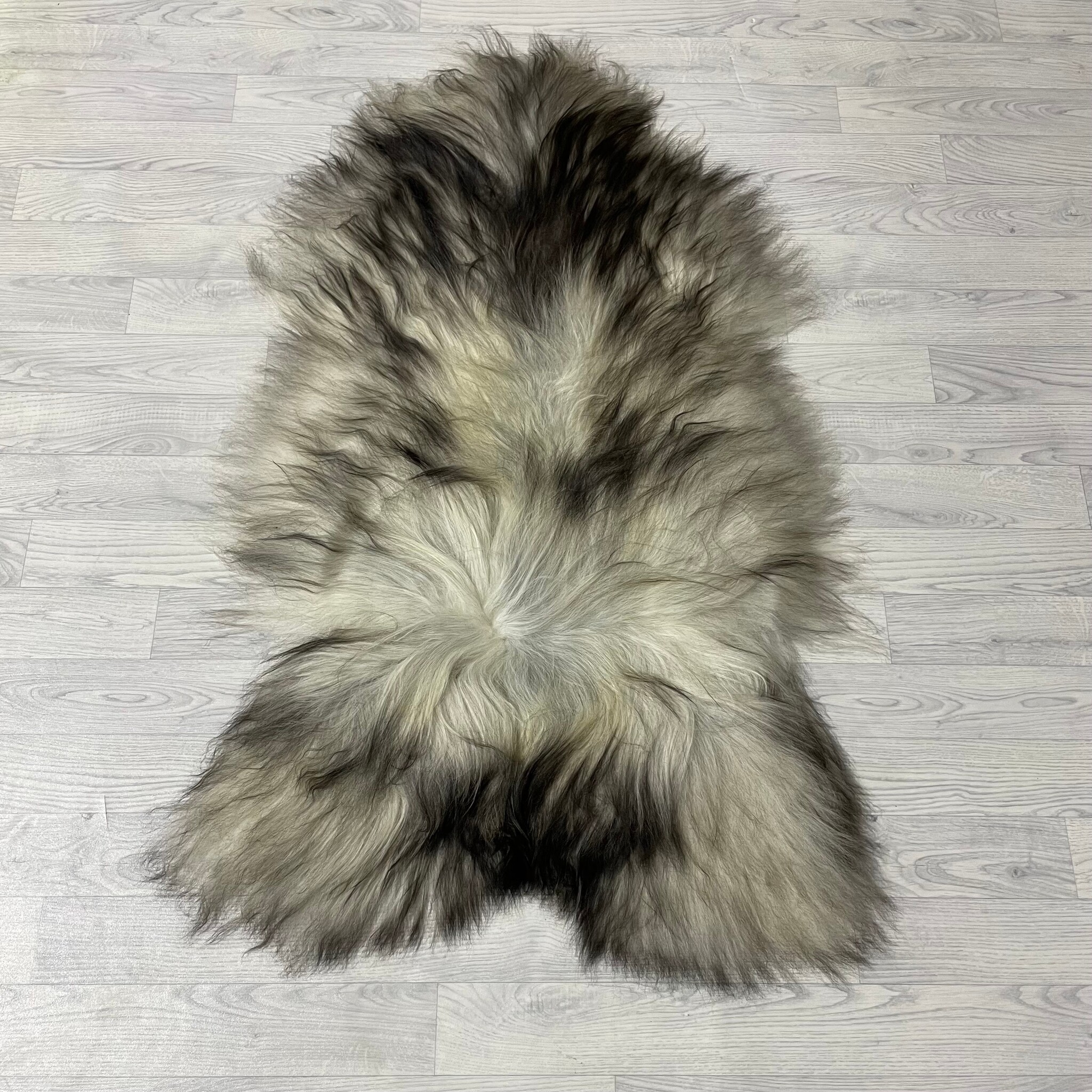 Lederstore IJslander schapenvacht bruin wit 120x70cm L