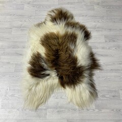 IJslander schapenvacht bruin wit 120x70cm L