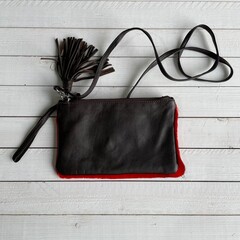 Tas Carol Springbok rood  23x15cm