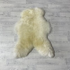 Schapenvacht creme 90x65cm