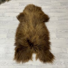 IJslander schapenvacht bruin 120x65cm L